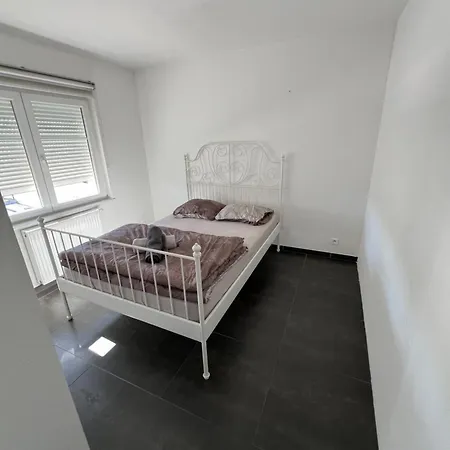 Neuf 6 Voyageurs Apartment Straßburg