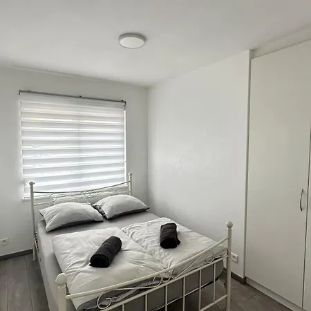 Neuf 6 Voyageurs Appartement *